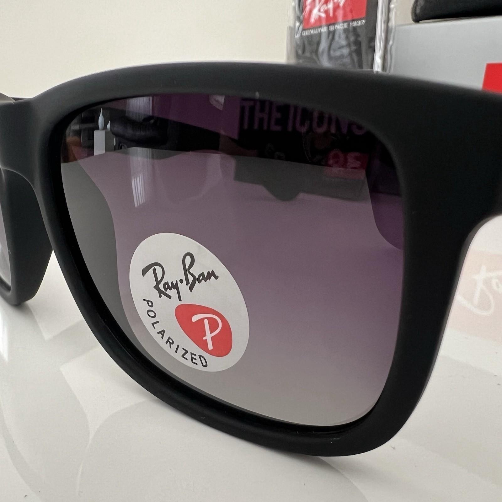 Ray-Ban RB4165 622/T3 Justin Polarized Sunglasses Grey Classic Frame 54mm