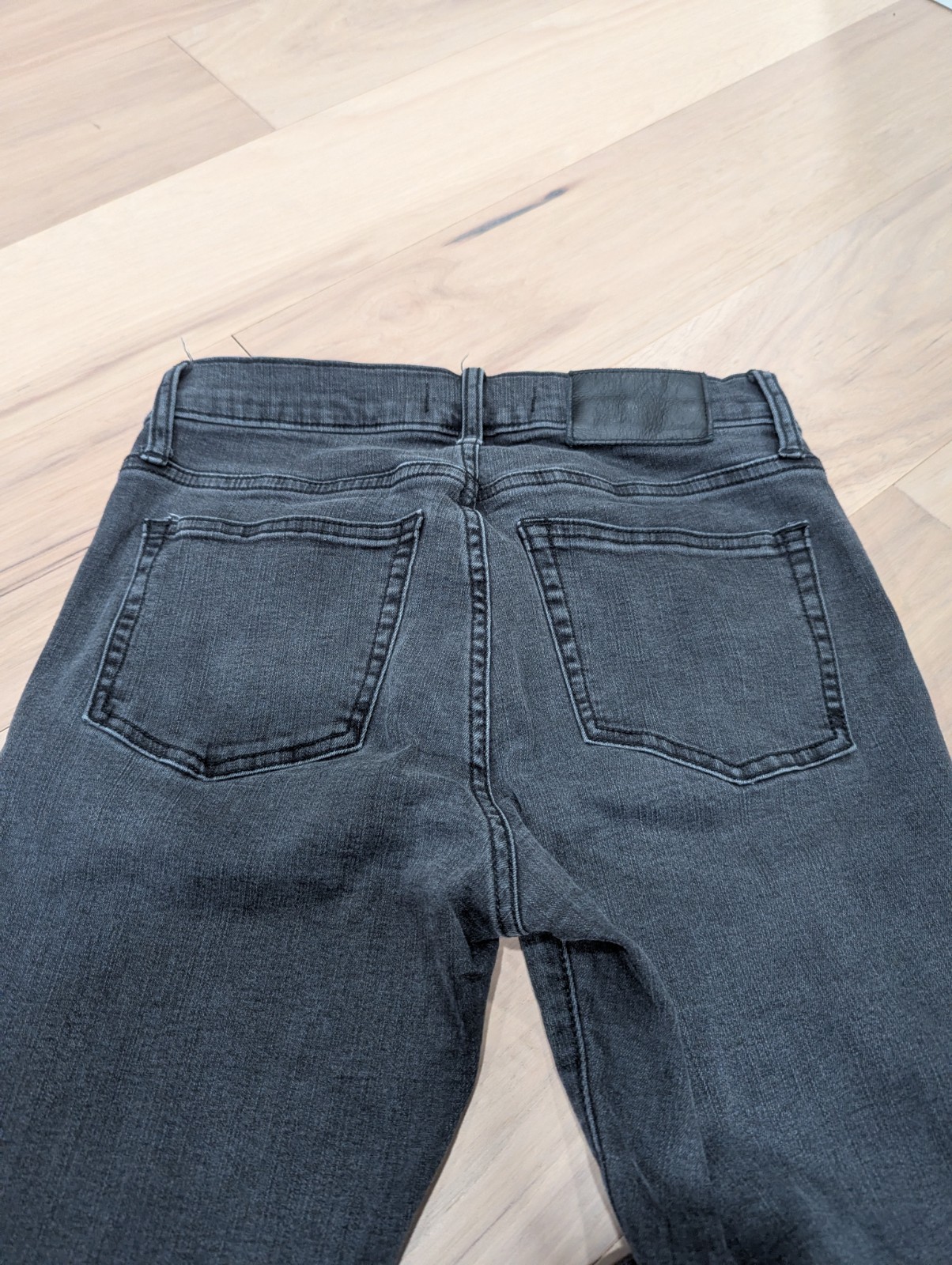 29×32 Faded Black Madewell Skinny Jeans
