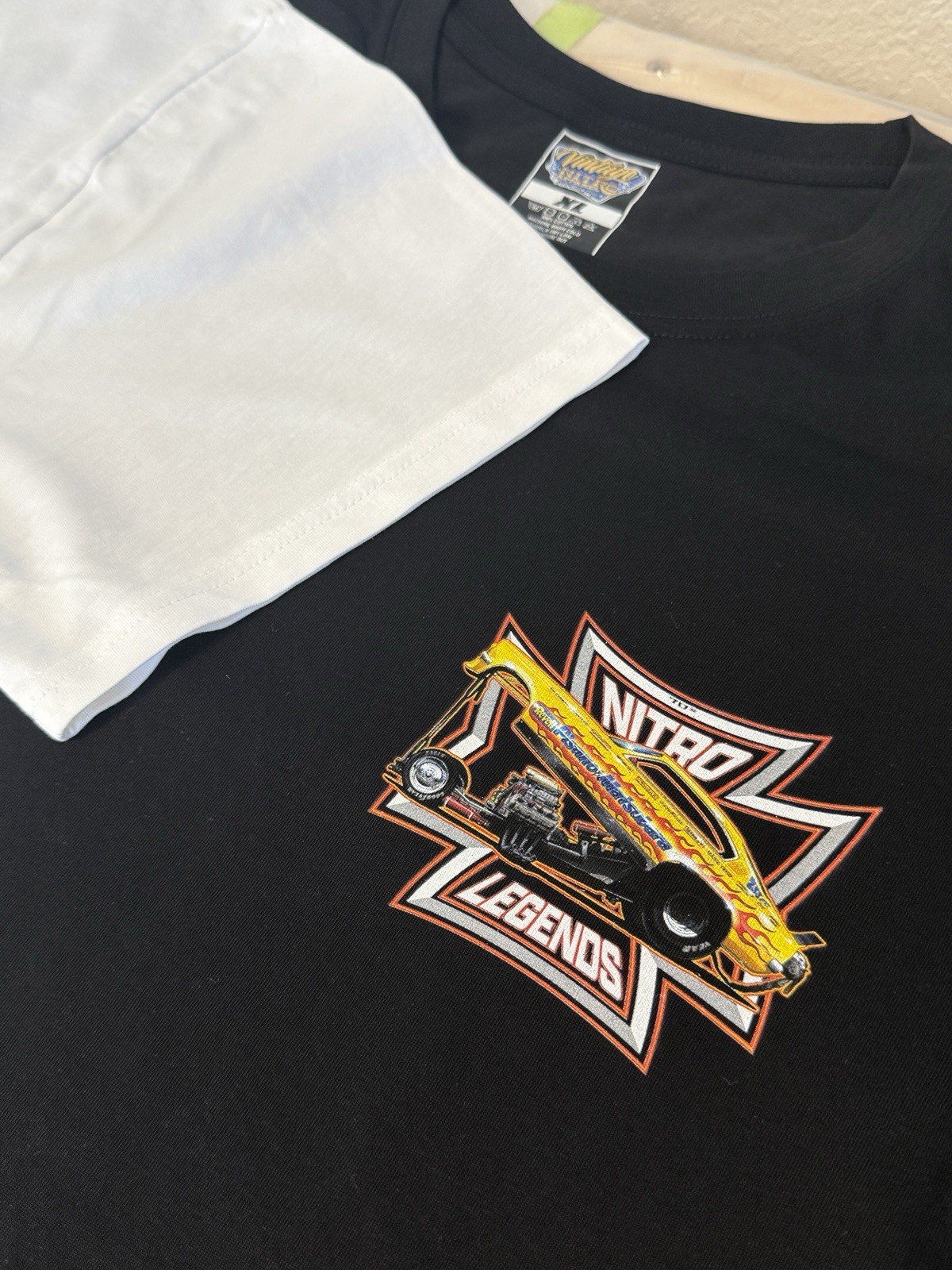 NITRO LEGENDS Candies & Hughes Cuda Funny Car (299-004) T-Shirt