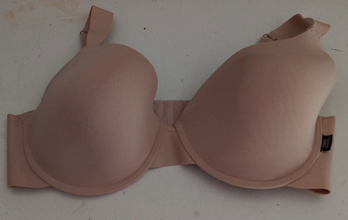 Vince Camuto solid nude 90% nylon, 10% spandex underwire bra Size 38C