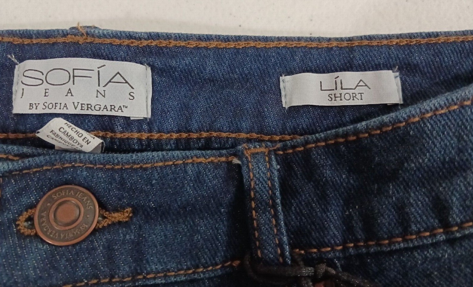 Sofia Womens LILA Jean Shorts by Sofia Vergara Mid-Rise Various Sizes Destructed