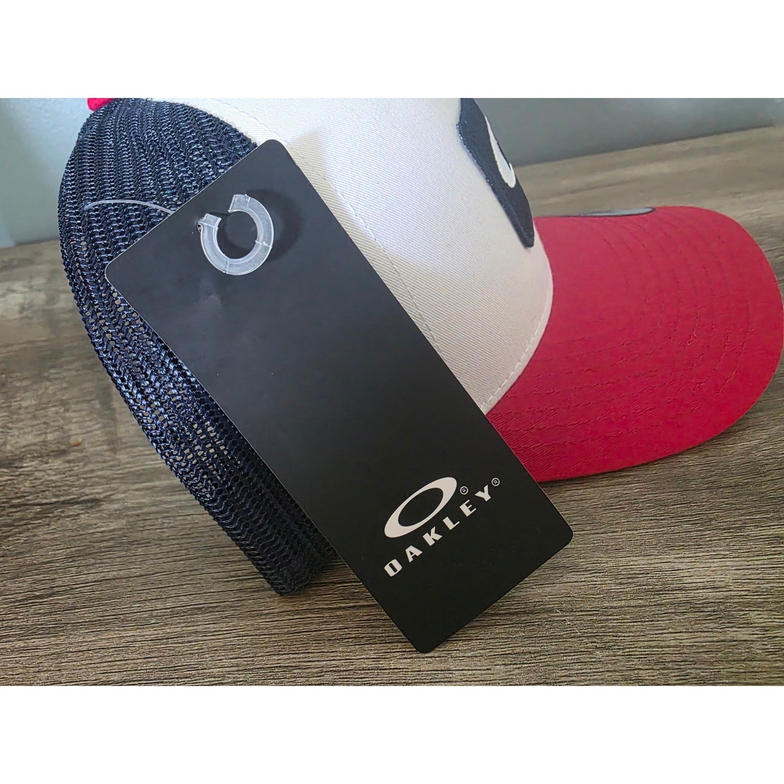 Oakley B1B Patch Trucker Hat Mens White Red Navy Blue Yupoong Snapback Cap NEW