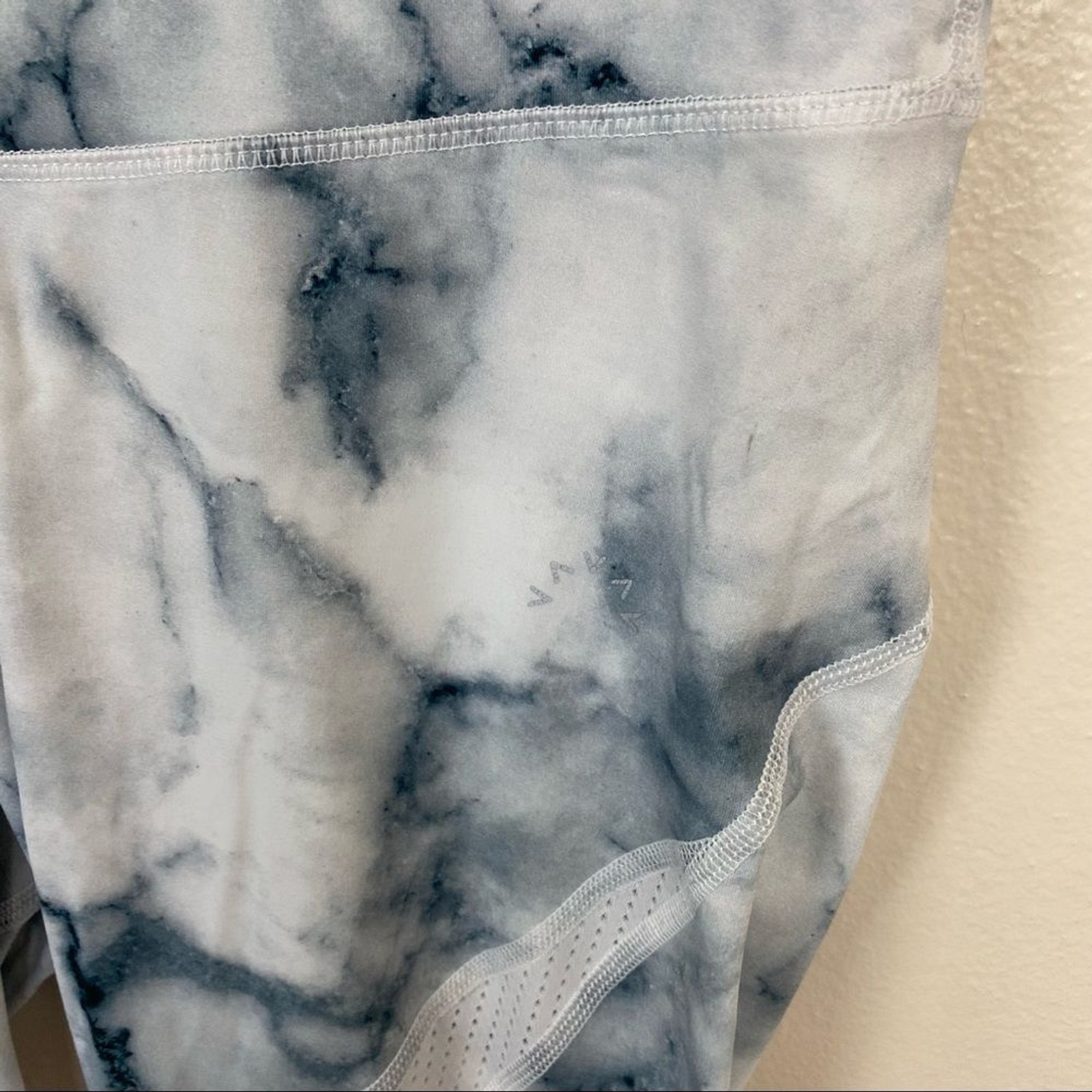 Varley Marble Capri Leggings