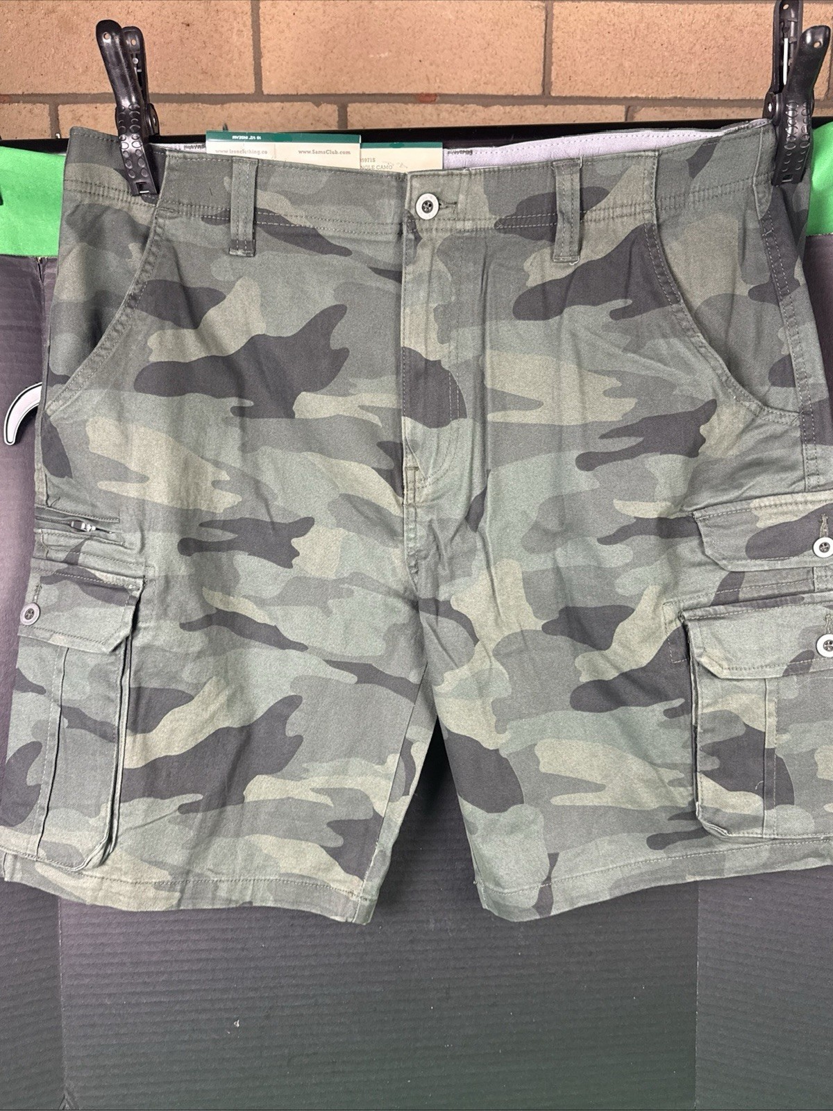 Iron Co Men’s Stretch Multi Pocket Cargo Short Size 36 Jungle Camo