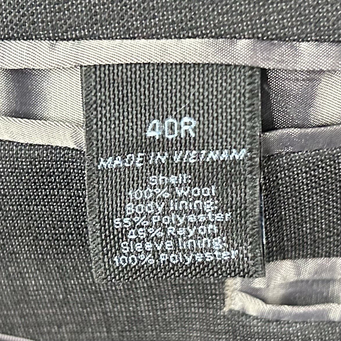 Marc Anthony 40R Sport Coat Dark Gray 100% Wool Two Button Lined Double Vented