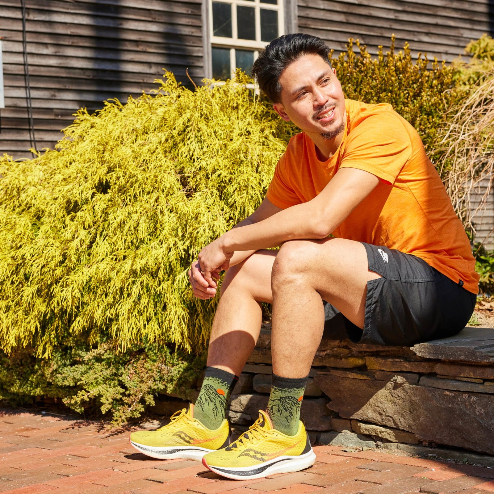 Darn Tough 1066 Lichen Men’s Vert Micro Crew Ultra-Lightweight Running Socks USA