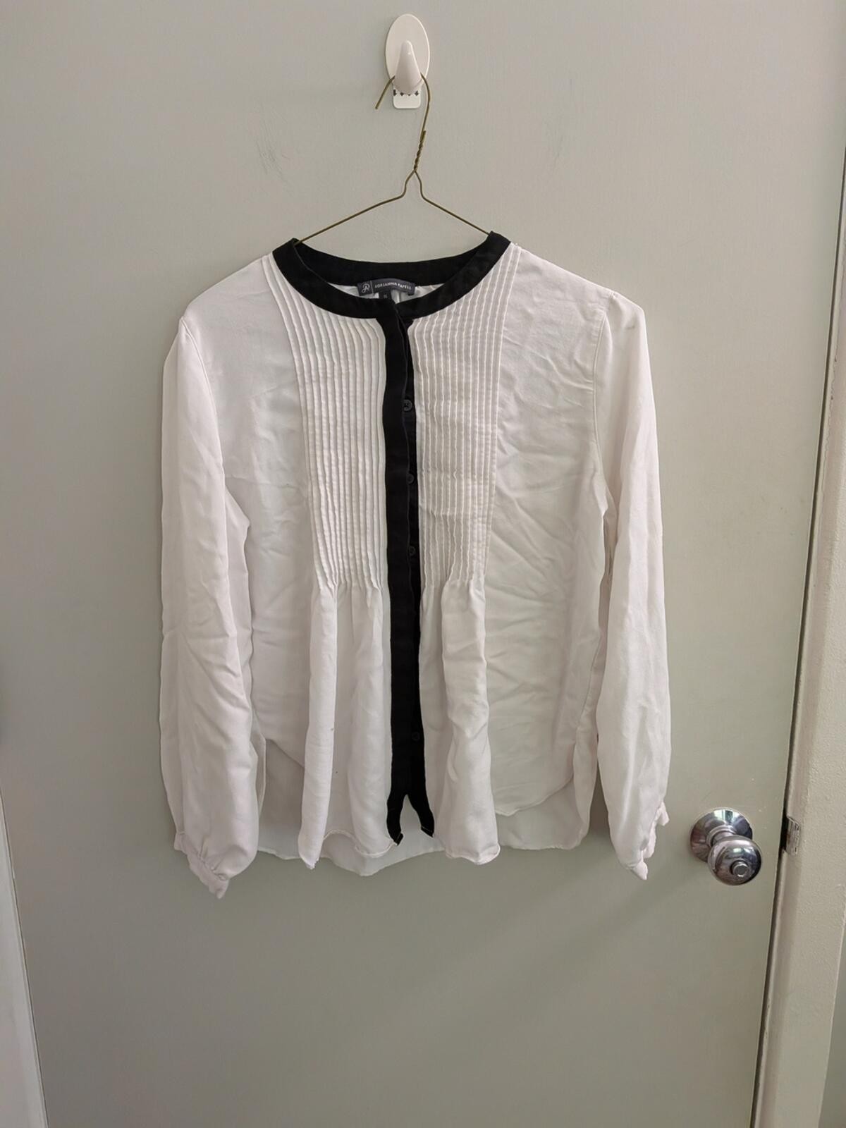 Adrienne Vittadini White Pintuck Long Sleeve Blouse Black Contrast Trim Lux XS
