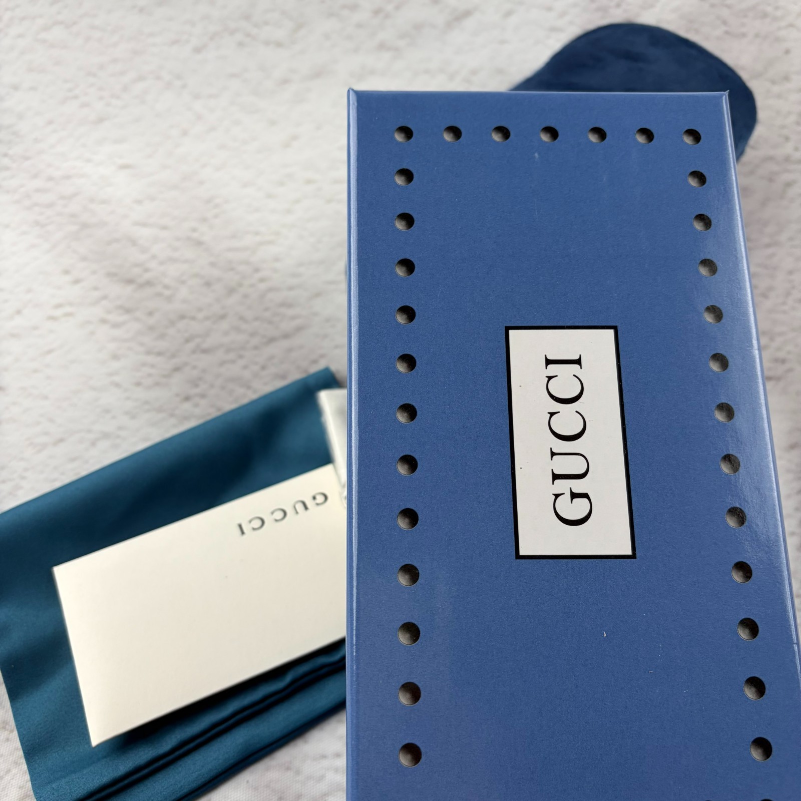 New In Box – Gucci Sunglasses