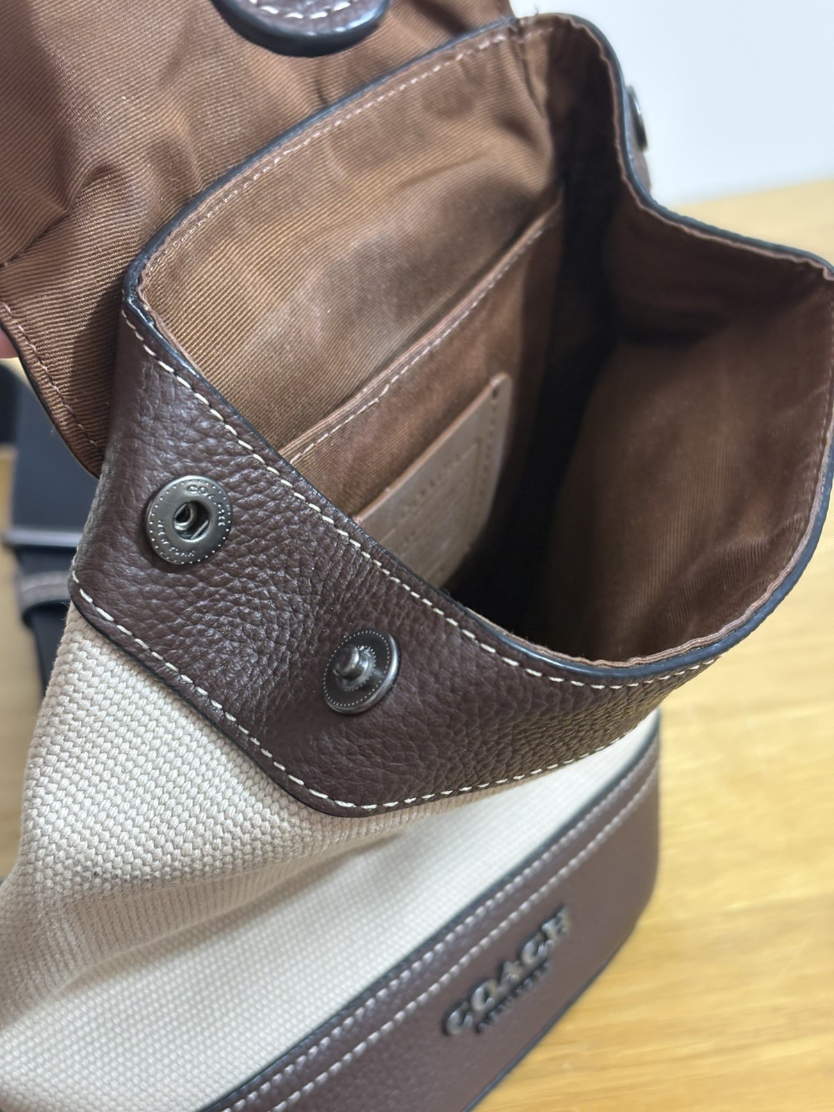Coach Mens Hudson Small Sling Pack Cream Brown Leather Small Backpack