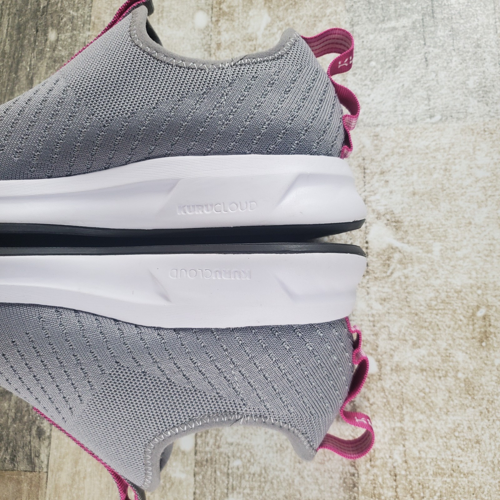 Kuru Atom Slip-On Womens Shoes Sz 7.5 M Running Stone Gray Berry Pink Sneakers