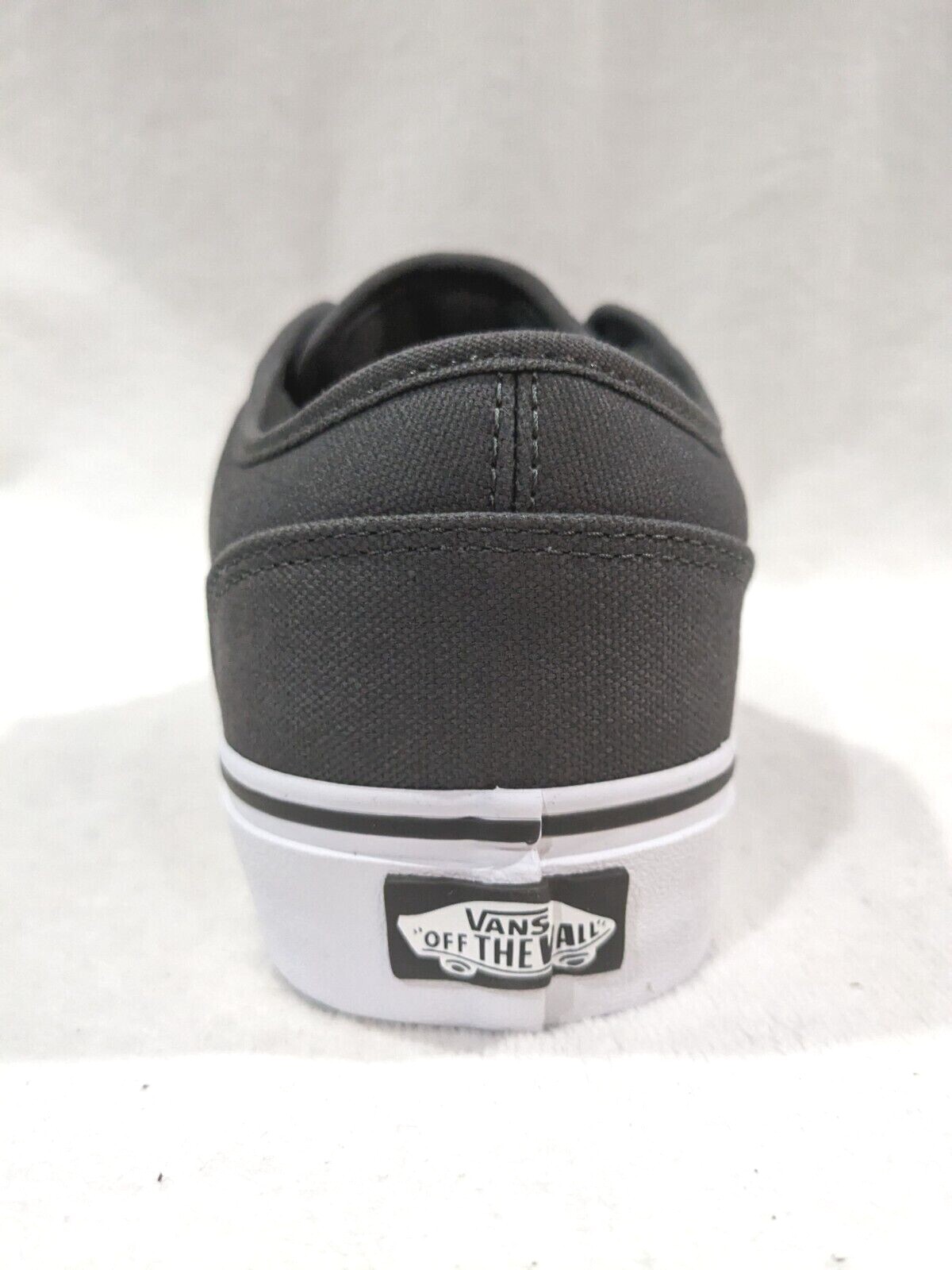 Vans Men’s Atwood Pewter/White Canvas Skate Shoes – Assorted Sizes NWB