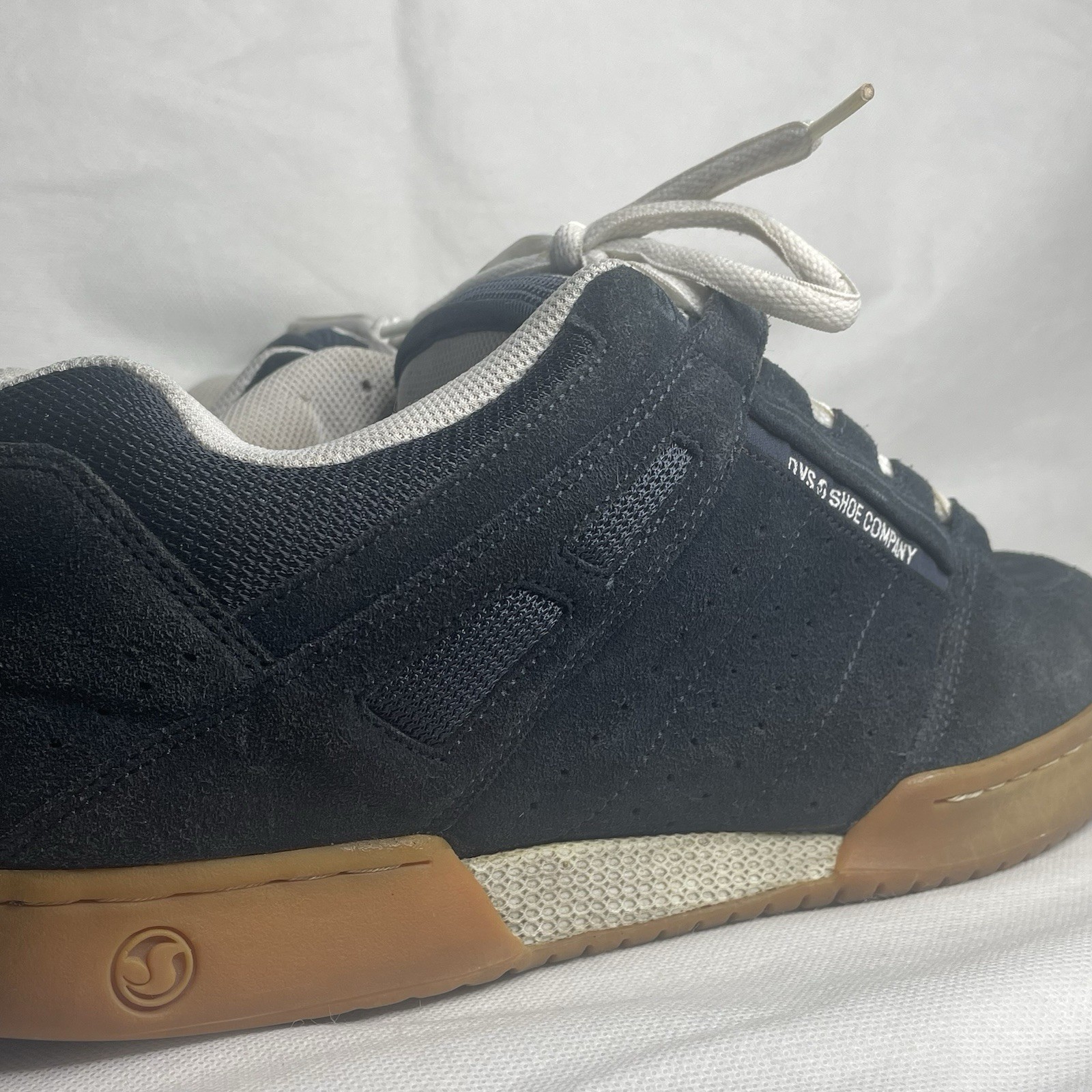 VTG DVS Shoes Kerry Getz Skateboarding Mens Size US 13 Navy Blue Suede Gum Sole