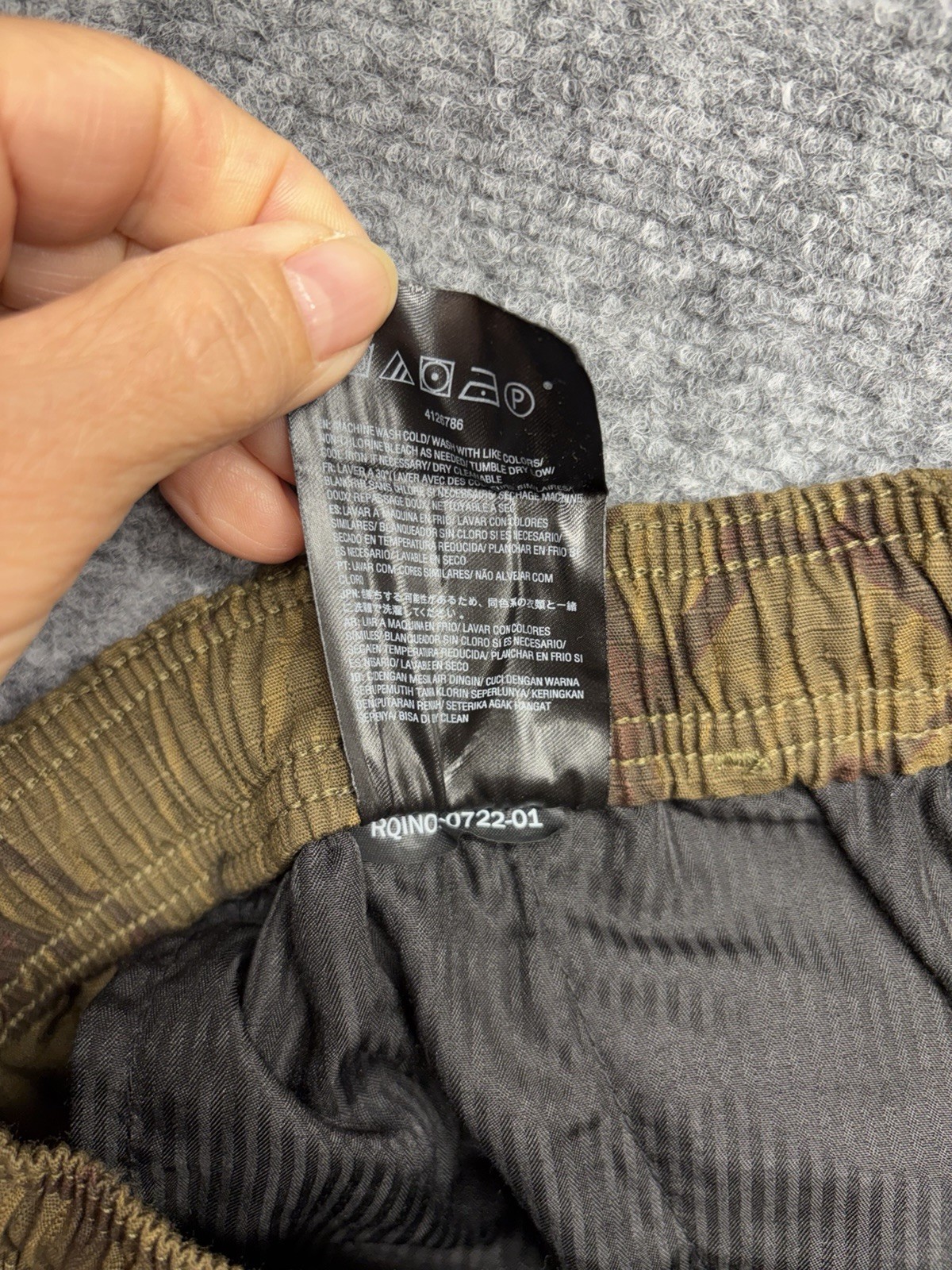 Volcom Men’s Small Olive Green Tribal Print Elastic Waist Pants Cargo Casual