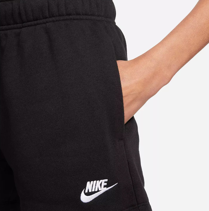 *NEW* Women NIKE Sports Club Fleece Logo Mid Rise Short Black (DQ5802 010)👍