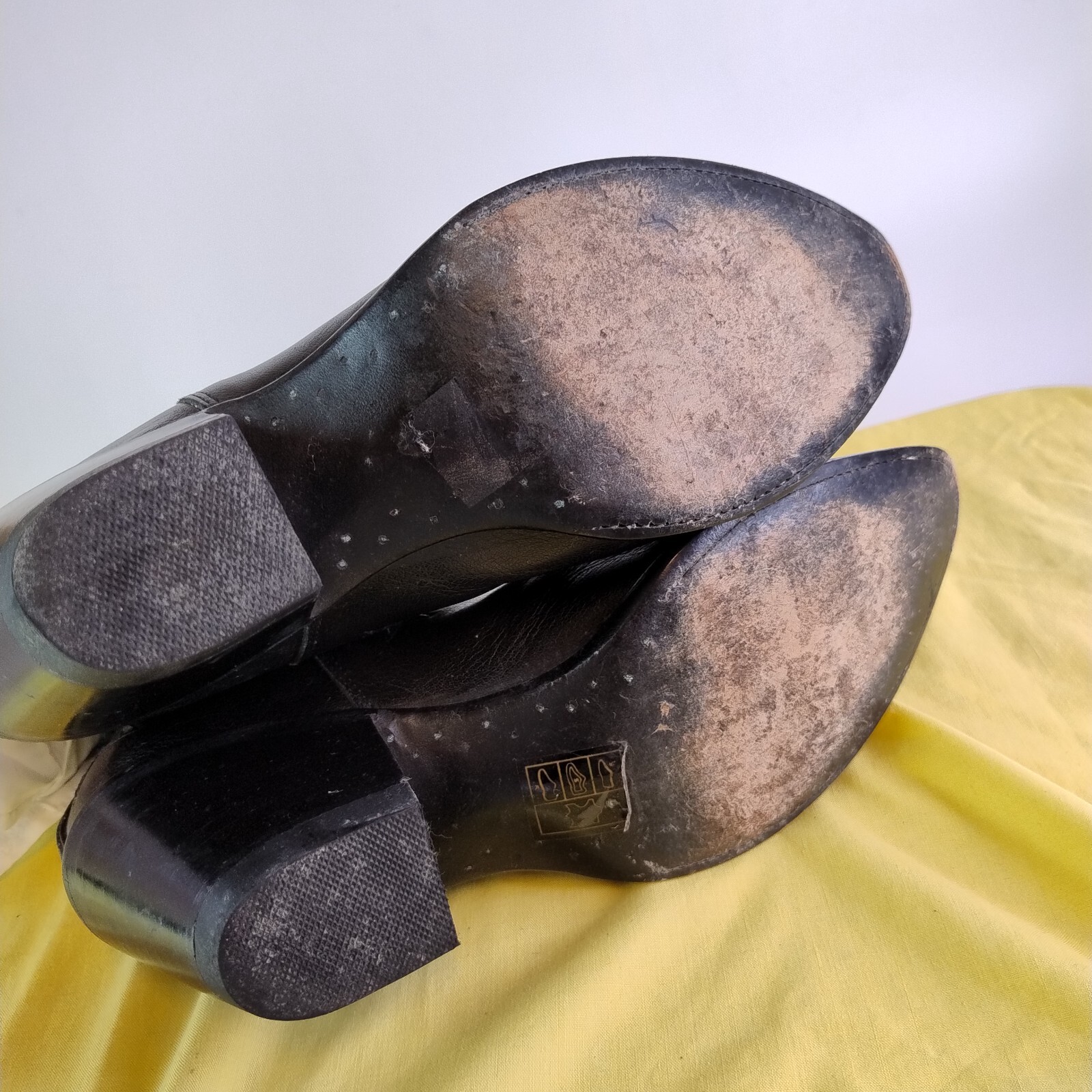 Official Mexicana Chelsea Boots Heeled Black Gold Stars SIZE 43