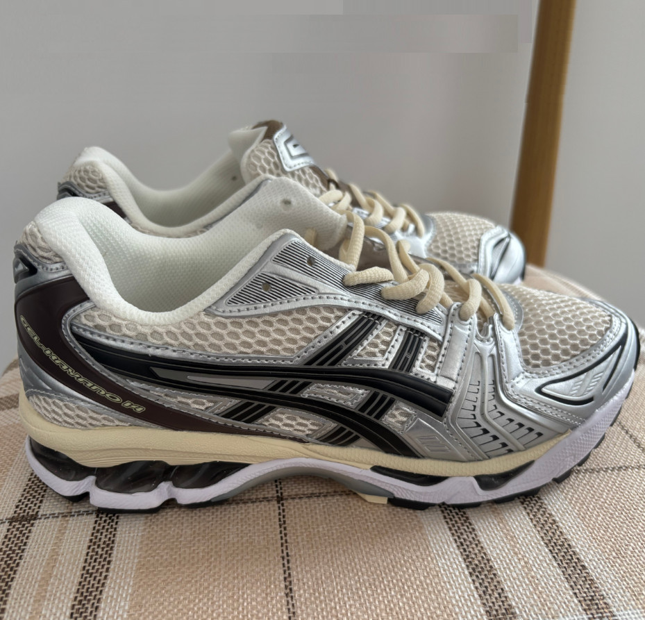 Pre-owned Asics Gel Kayano 14 Metalic Silver Cream US10