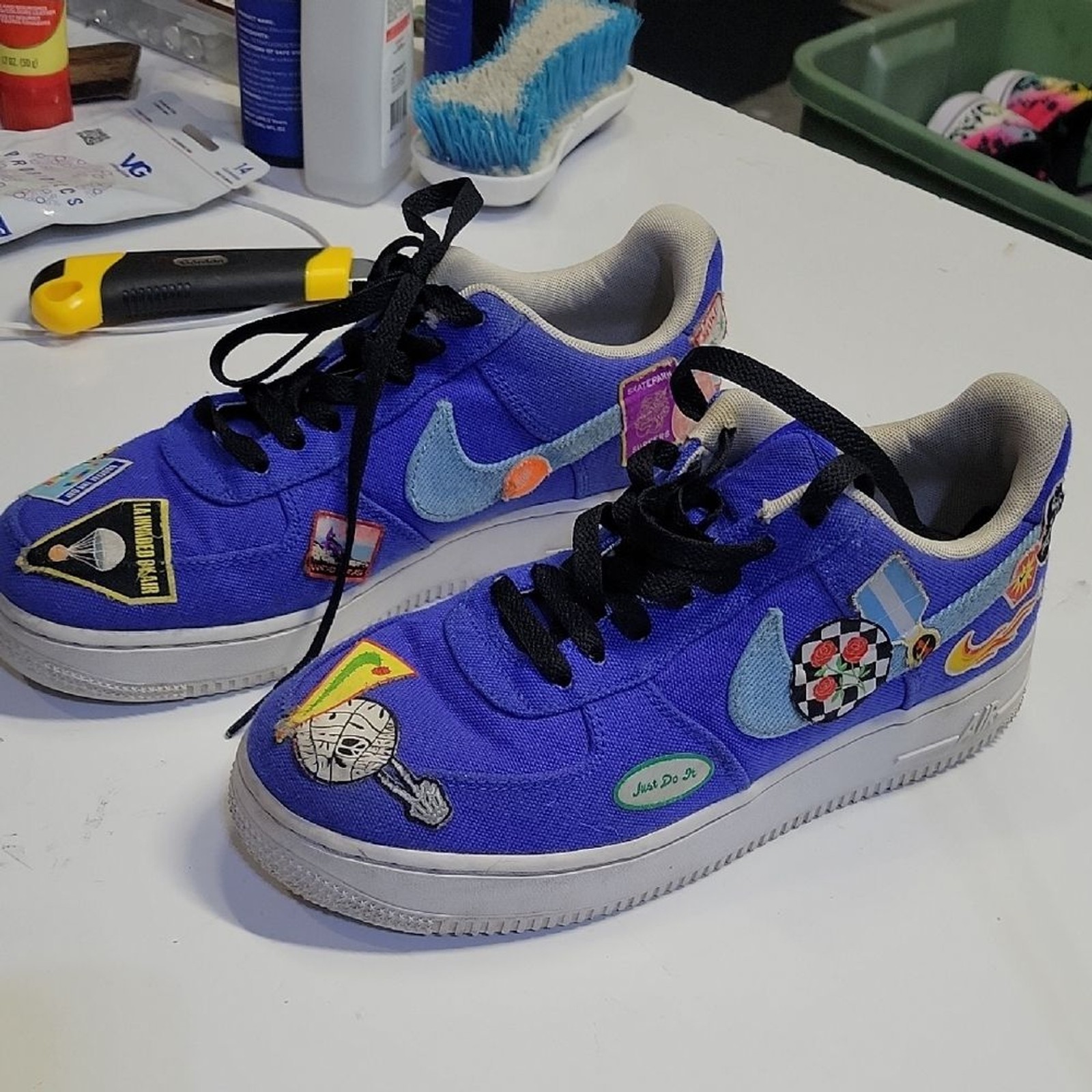 Nike Mens 6 Nike Air Force 1 Low ’07 PRM “Los Angeles Patched Up” Rare & Awesome