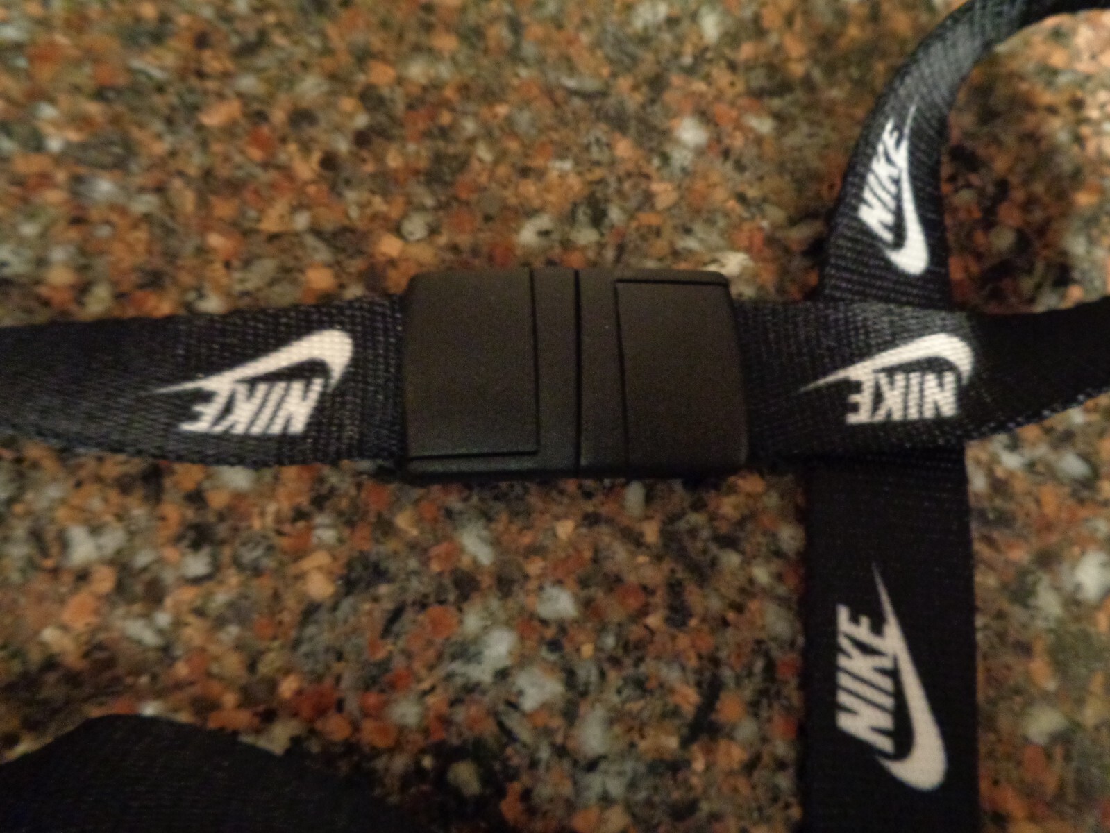 Nike Club Standard Lanyard Key / Accessory Holder Black Quick Release Clip NWT