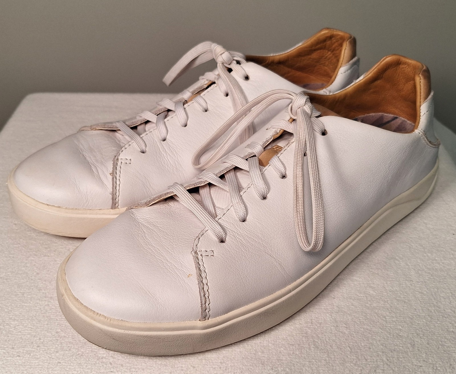 Olukai Lae’ahi Li ‘Ili Shoes Men’s Size 9.5 Leather Sneakers Low White