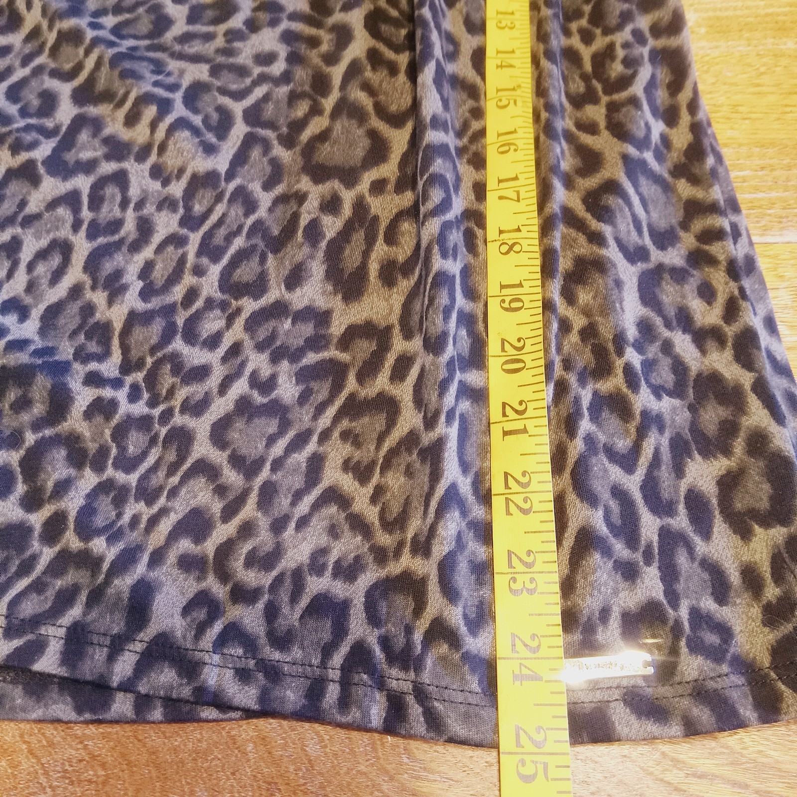 NWT Michael Kors Olive Green Leppard Print Tunic Top Size Small MSRP $64.00
