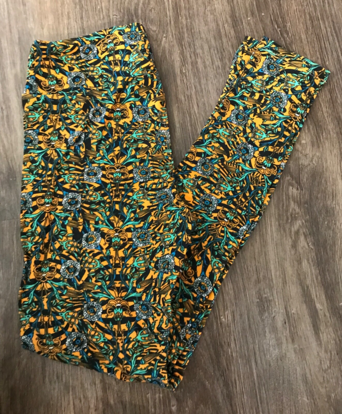 LuLaRoe One Size Leggings multicolored polyester/spandex blend abstract pattern