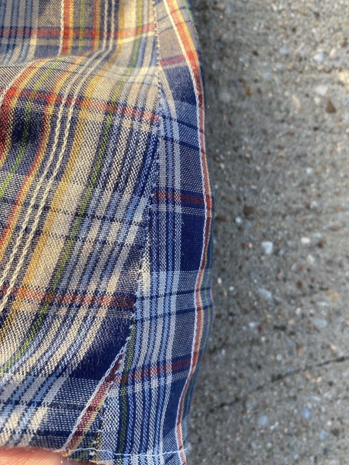 70s Levi’s Men’s L Regular Fit Plaid Woven Shirt Pockets with pearl buttons