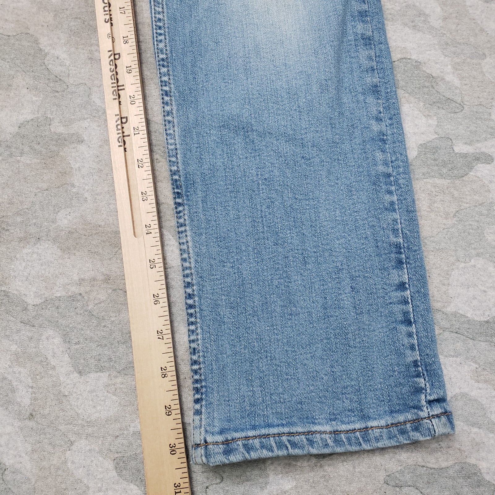 Levi’s 514 Jeans Mens 29×32 Blue Straight Pockets Denim Medium Wash