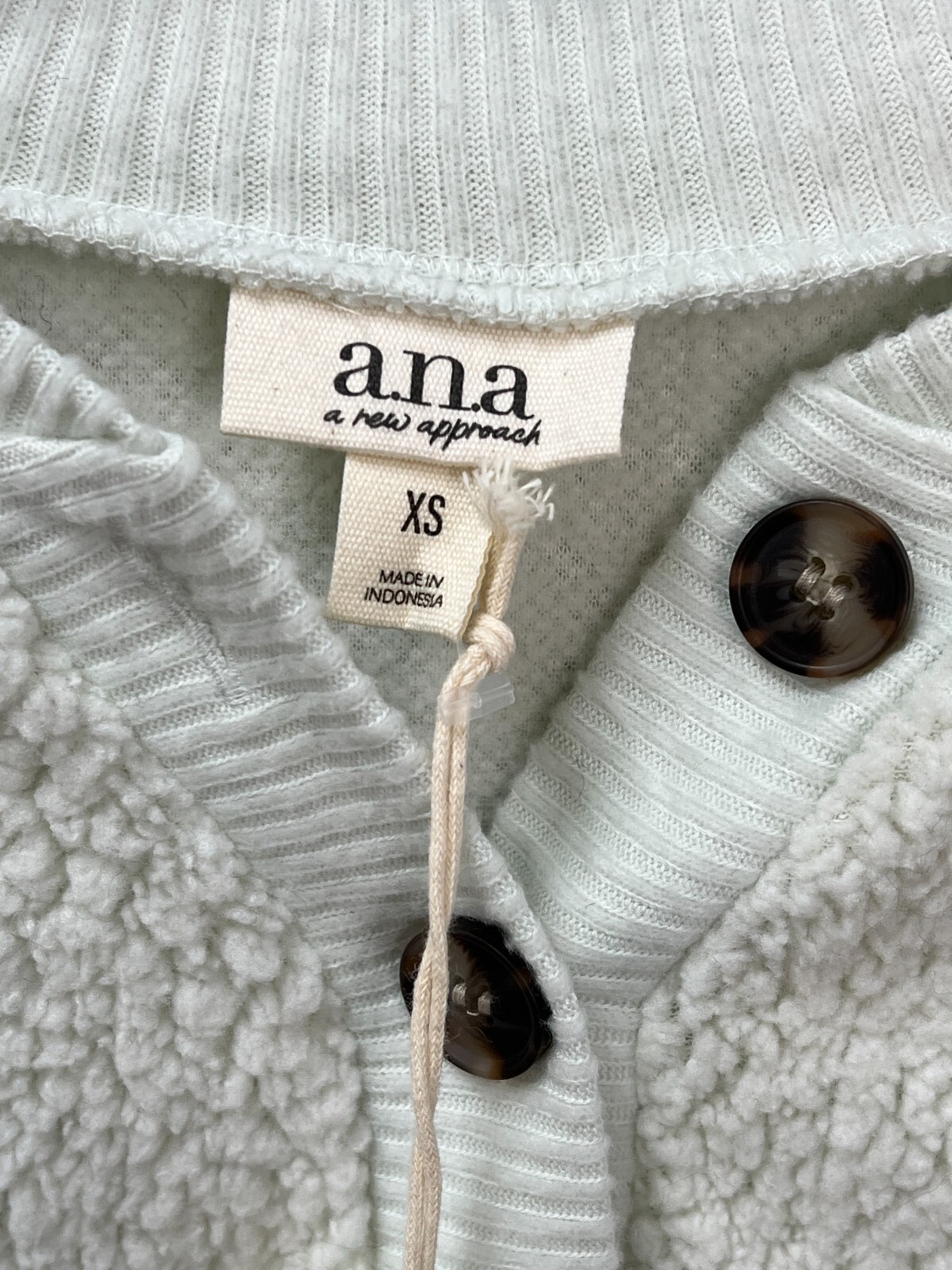 a.n.a Light Milky Green Long Sleeve Faux Fur Henley Pullover Women’s Size XS