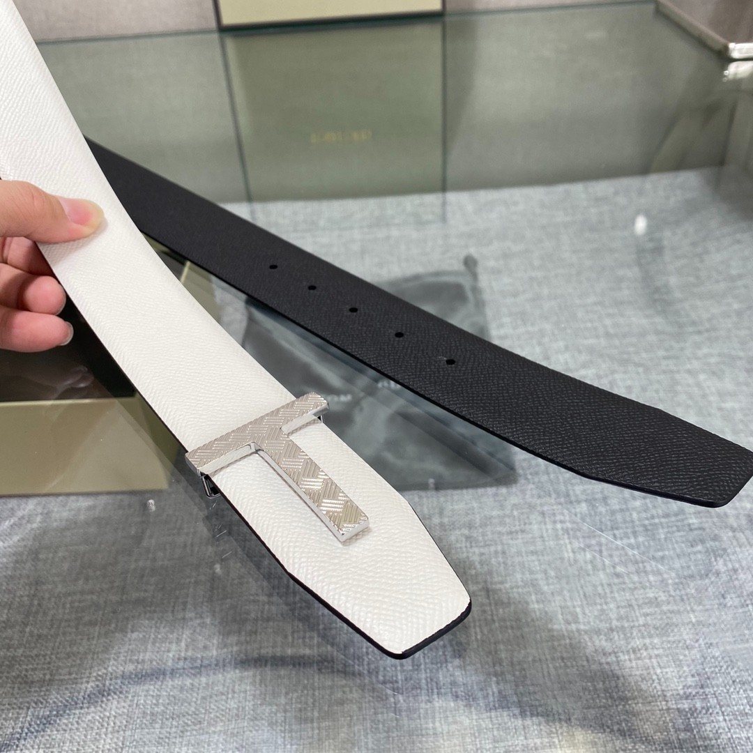 TOM FORD Reversible White/Black Leather T Logo Belt S.S. Buckle