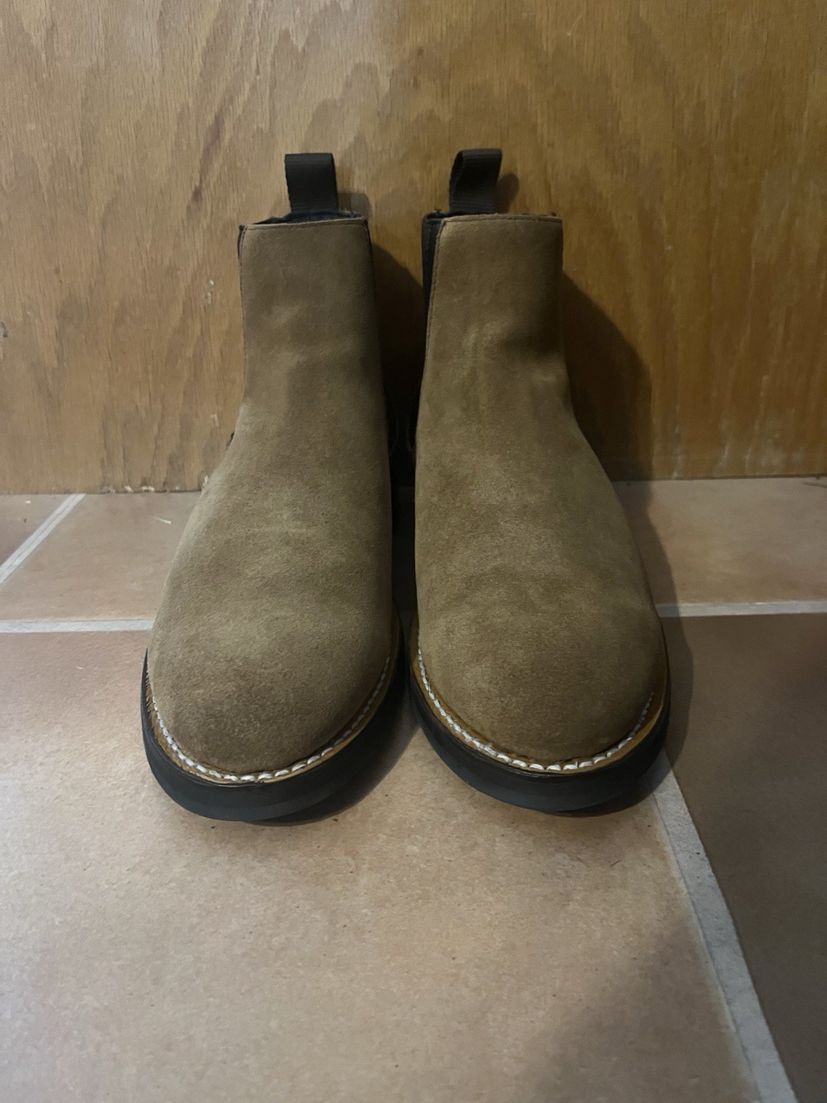 Thursday Boot Co. Duke Men’s Chelsea Boots Honey Suede Leather Size 9.5 (no box)
