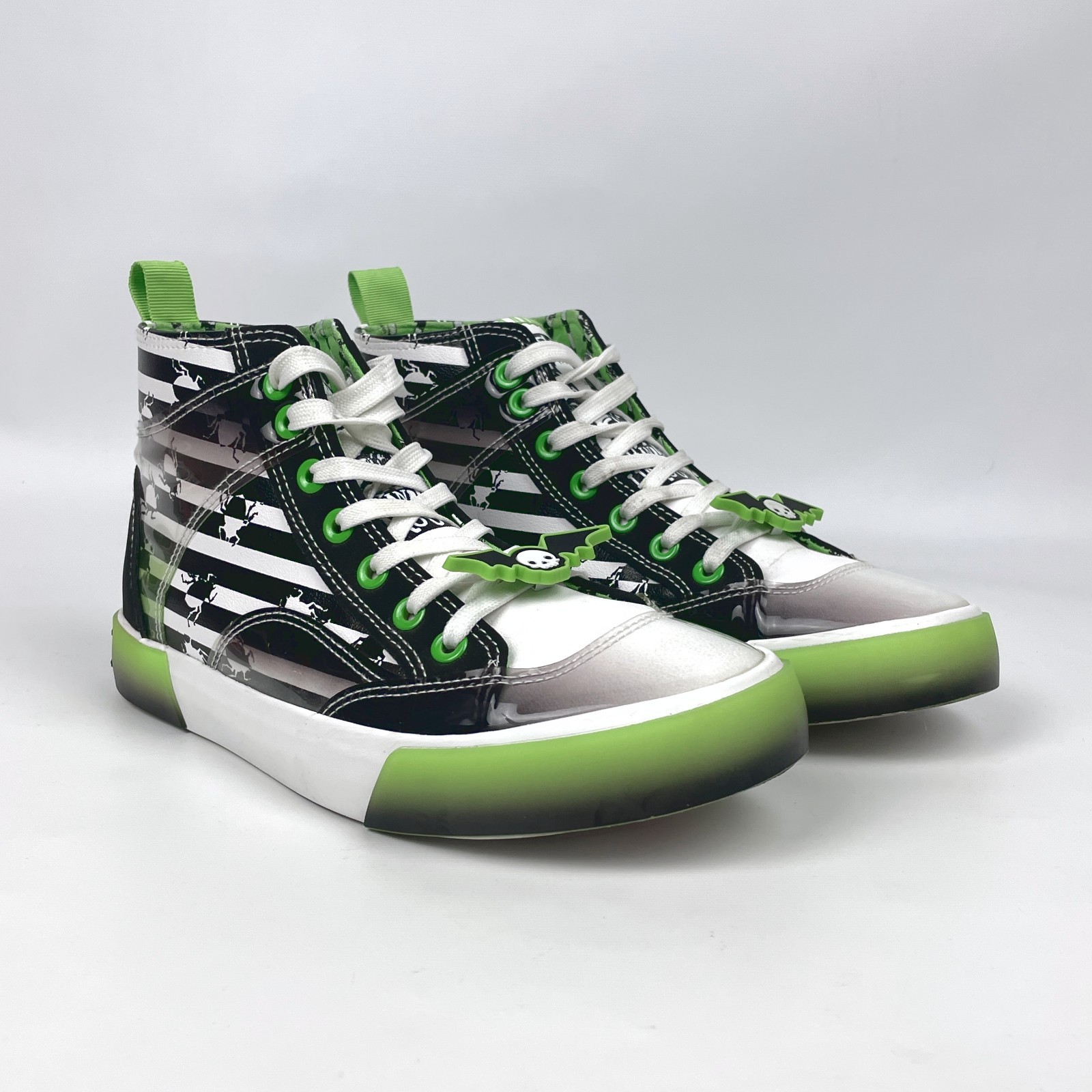 Beetlejuice GroundUp High Top Sneakers Shoes Women’s It’s Show Time Sz 6 1/2