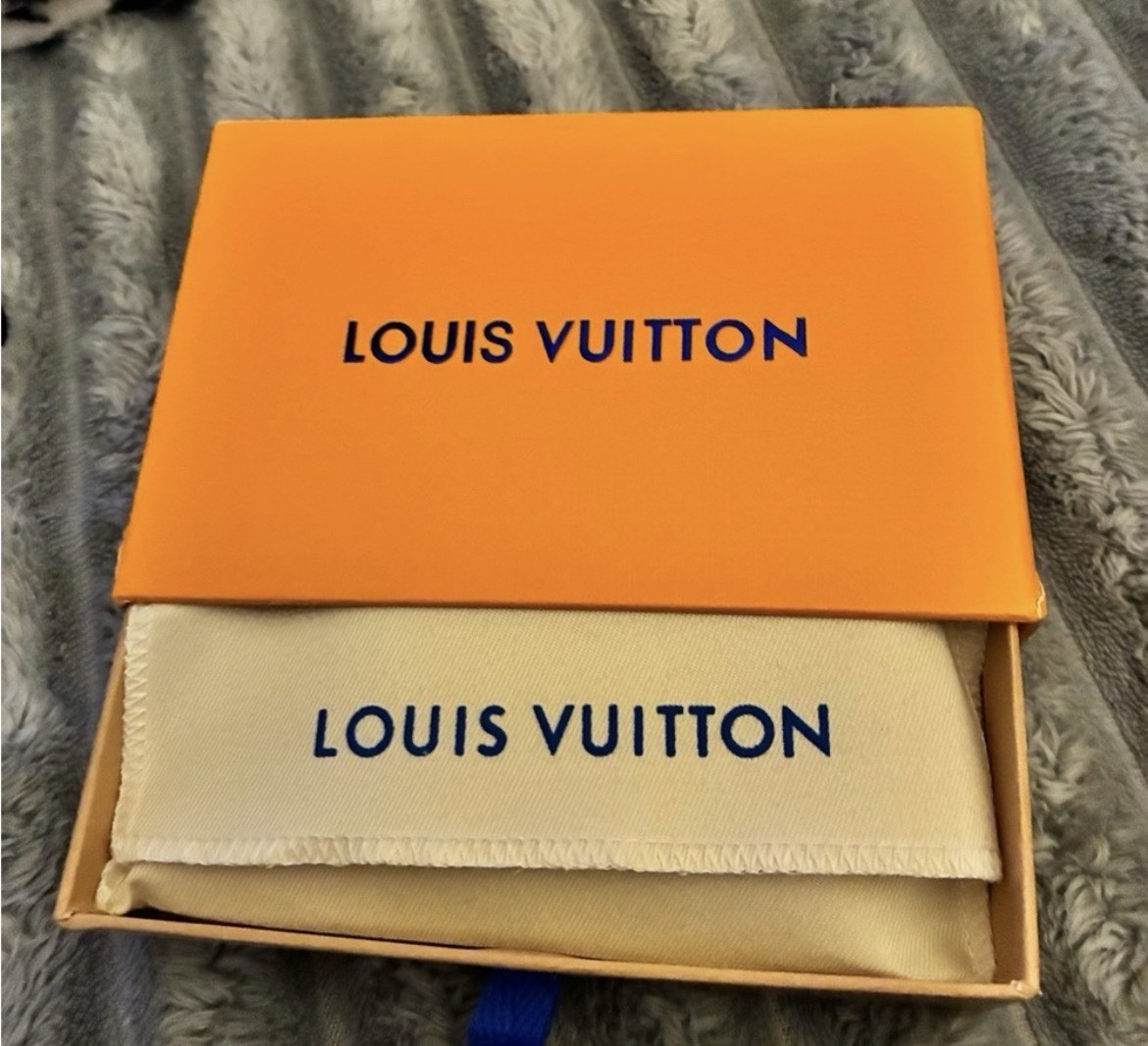 Louis Vuitton Monogram Key Pouch Pochette Cles Coin Purse W/Box & Bag