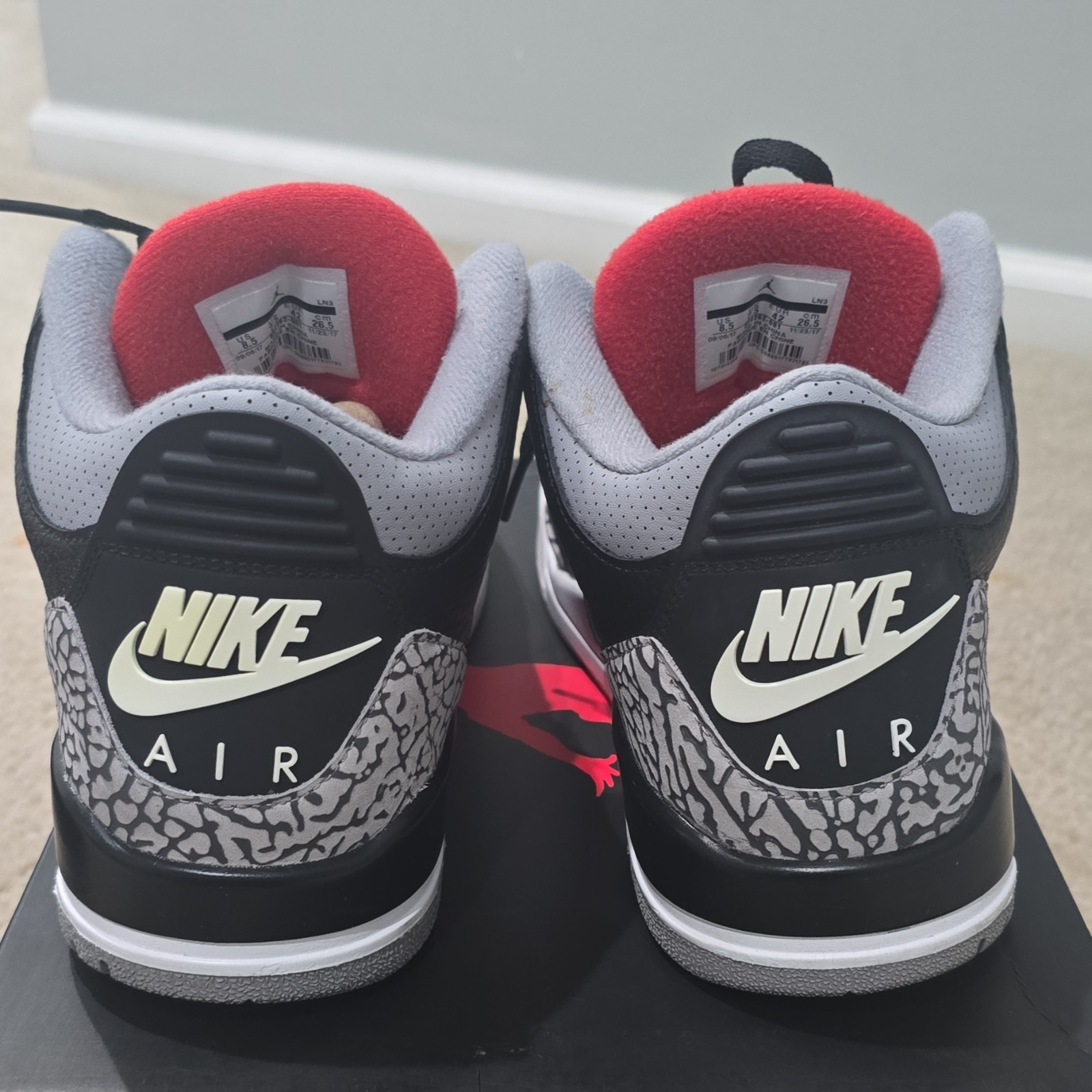 2017 Air Jordan 3 Retro OG Black Cement Size 8.5