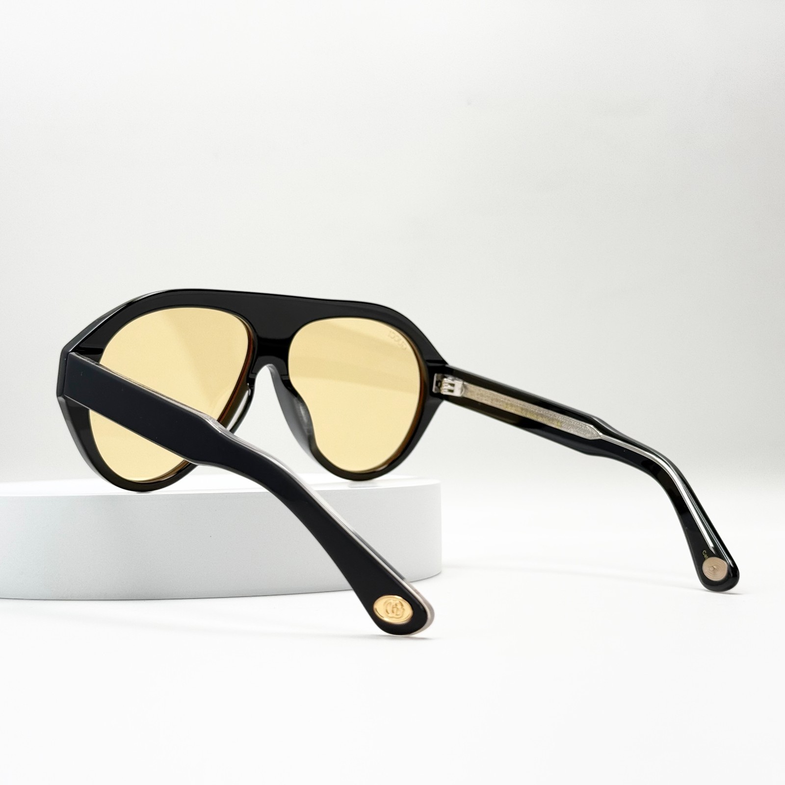 Gucci GG0479S Aviator Sunglasses Black Frame Yellow Lens Unisex Italy New