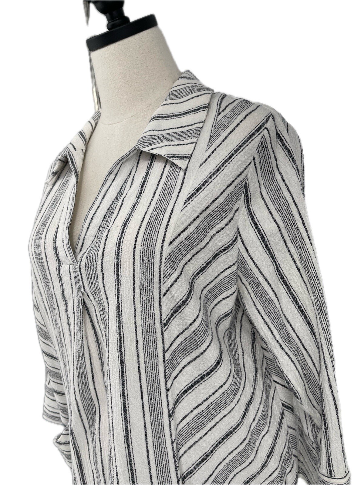 Soft Surroundings White/Black Striped Collared V-Neck Tunic Top Shirt Boho L