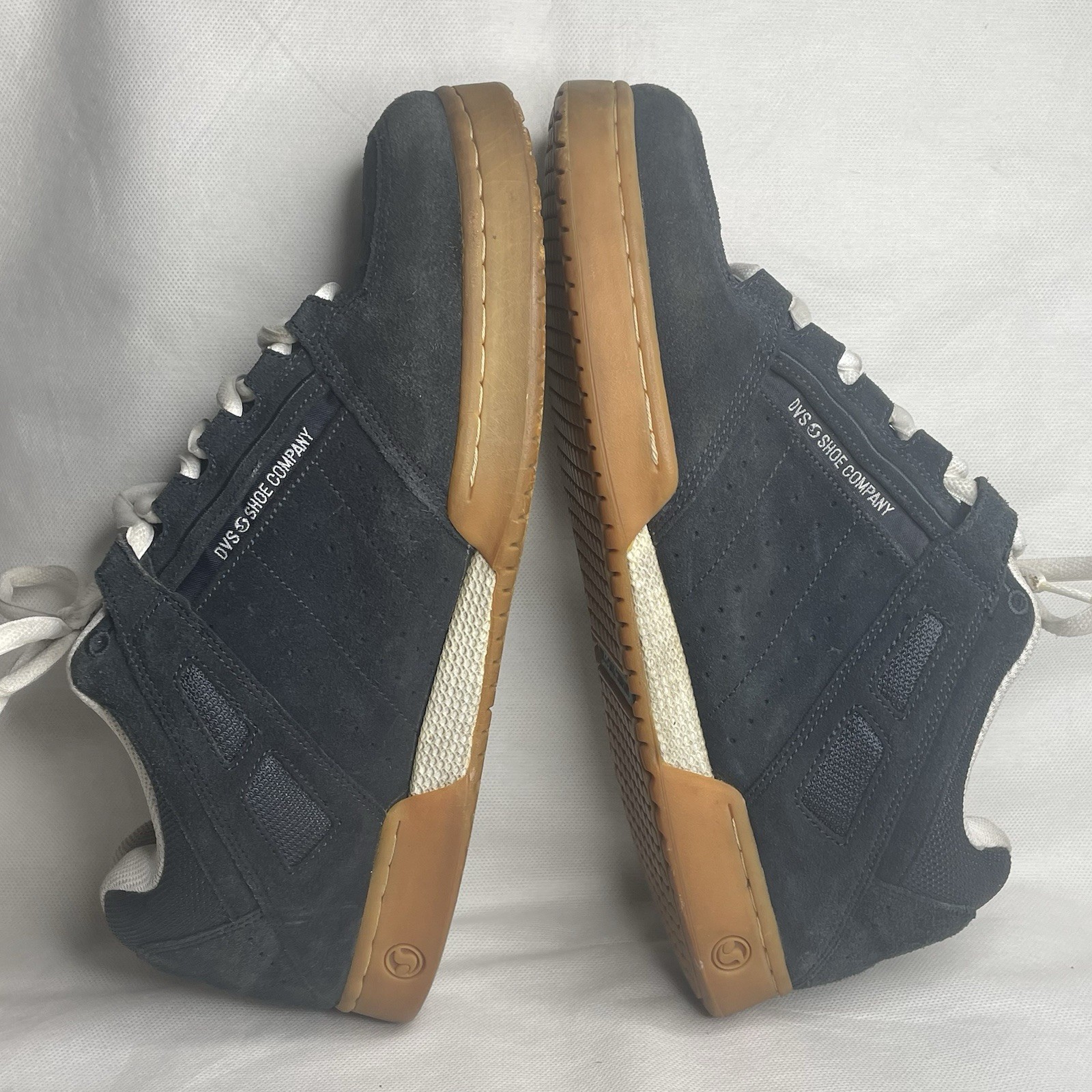 VTG DVS Shoes Kerry Getz Skateboarding Mens Size US 13 Navy Blue Suede Gum Sole