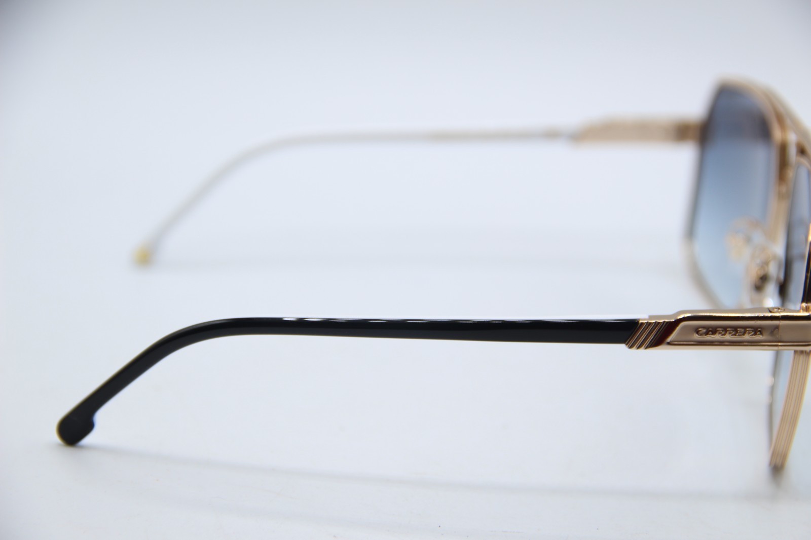 NEW CARRERA 1055/S J5G08 GOLD WHITE BLACK GRADIENT AUTHENTIC SUNGLASSES 62-15