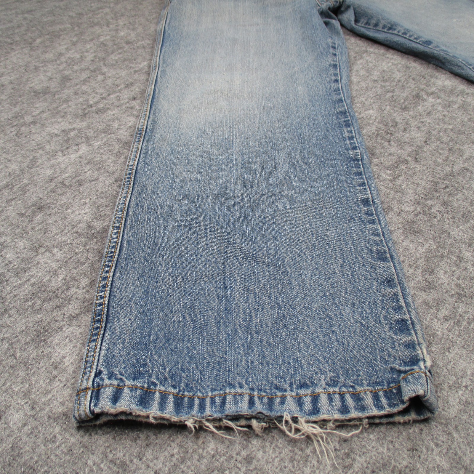 DKNY Jeans Mens Jeans 33×30 Blue Straight Leg Distressed Denim Y2K 100% Cotton