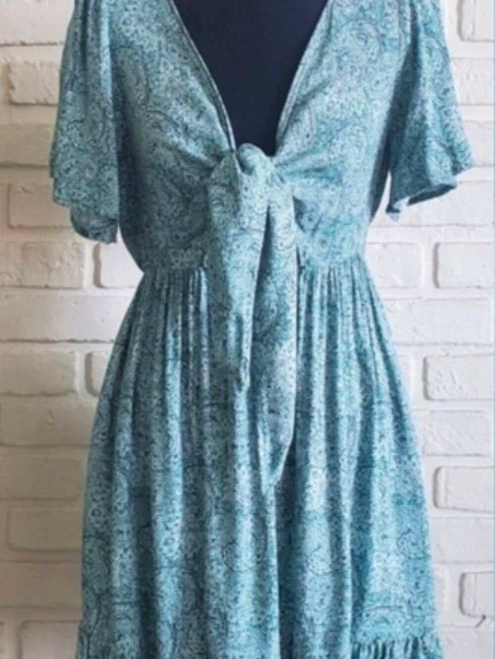 Lush “As Seen On TV” Paisley Dress Size Medium
