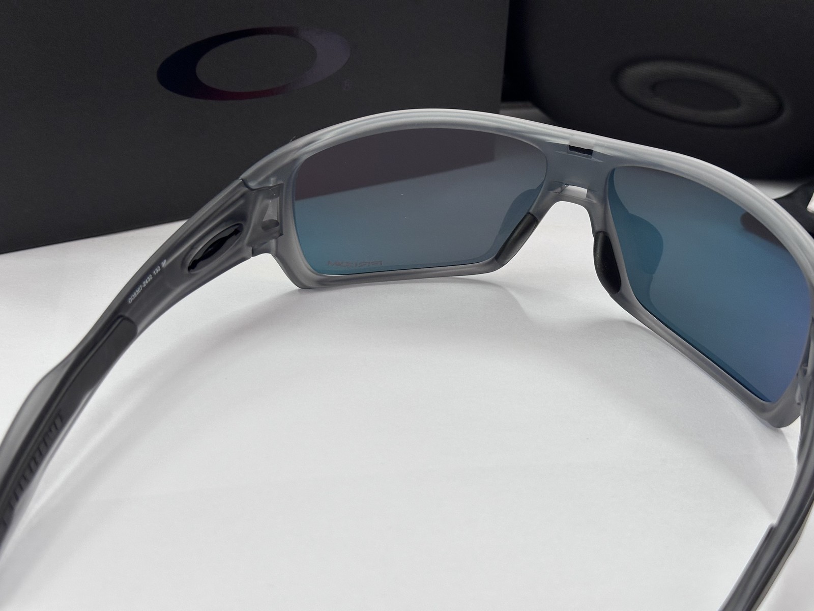 OAKLEY Turbine Rotor Sunglasses Matte Transparent Grey Ink /Red Prizm OO9307