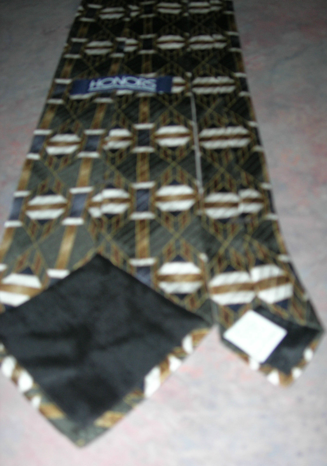 Classic (57 in.-60 in.) Geometric Necktie by Honors 100% Silk