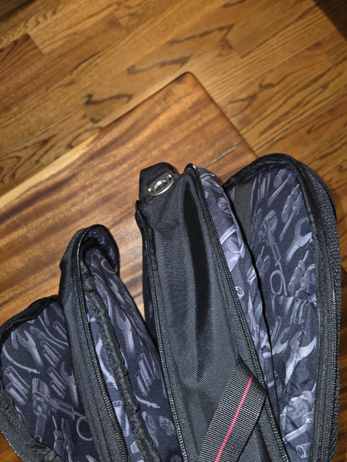 Snap On New Expedition (XL) Backpack with interior Tool Design