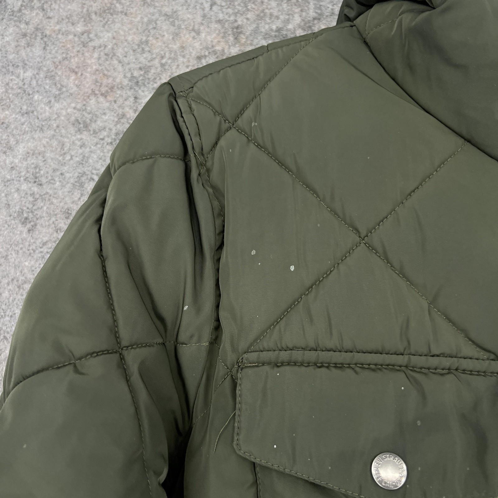 Levi’s Coat Mens XL Green Quilted Hooded Lined Insulated Pockets Outdoors