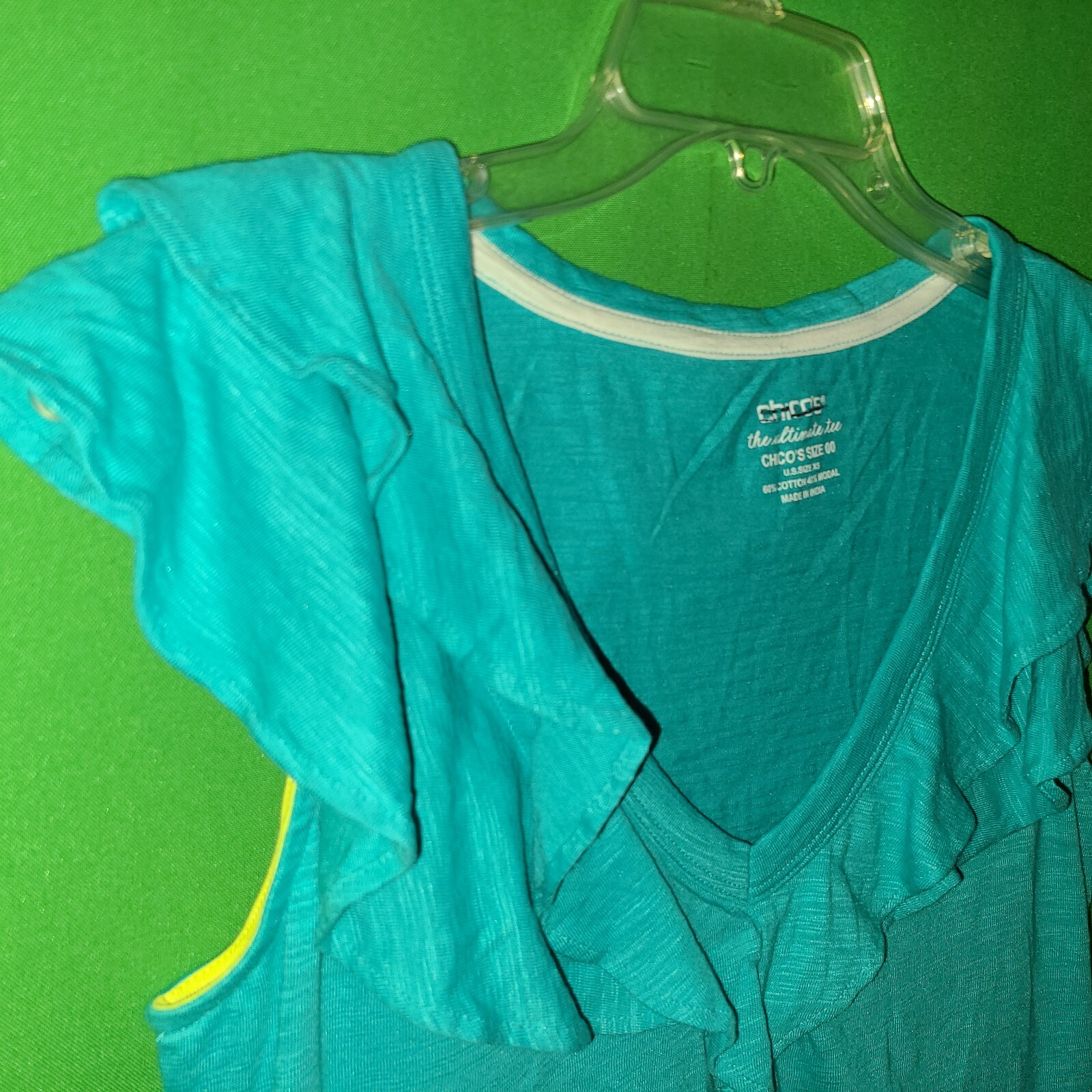 8223) NWOT CHICO’S 00 The Ultimate Tee cotton knit top ruffle blue sleeveless