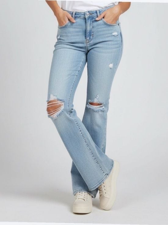 Wild Fable Light Wash Distressed Flare Jeans Size 6 High Rise