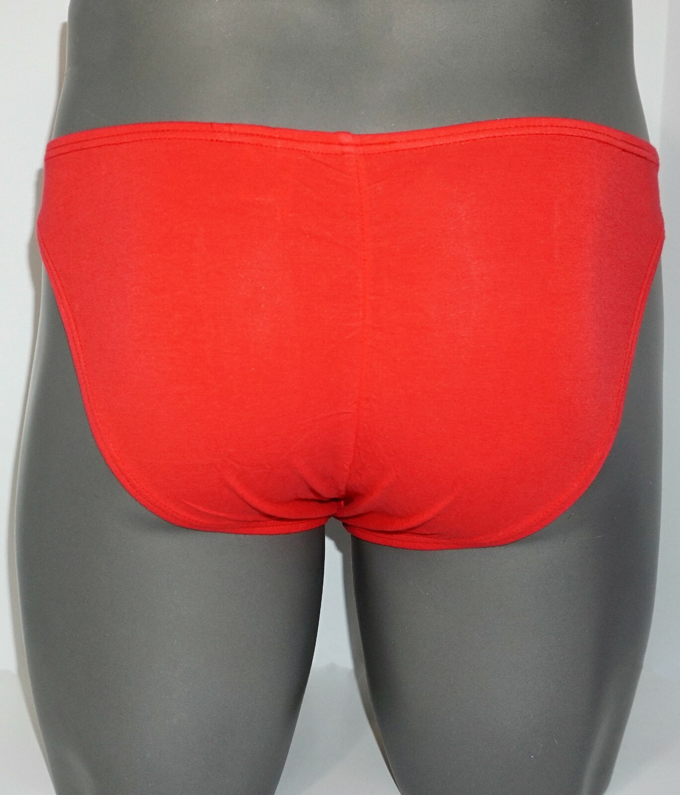 NEW MEN’S RED PADDED FRONT STRETCH BRIEF LARGE $29.00