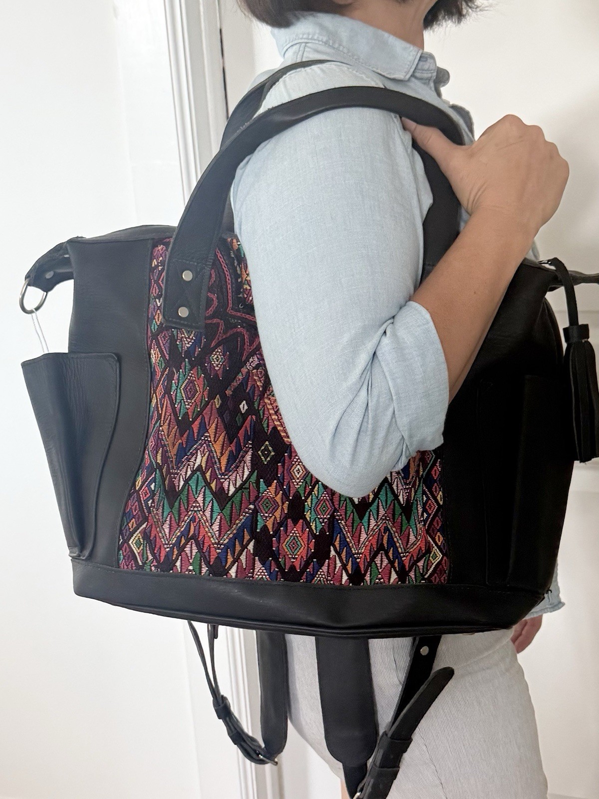 Women’s Black & Multicolor Tote Bag Zip Top Detachable Strap & backpack Pockets