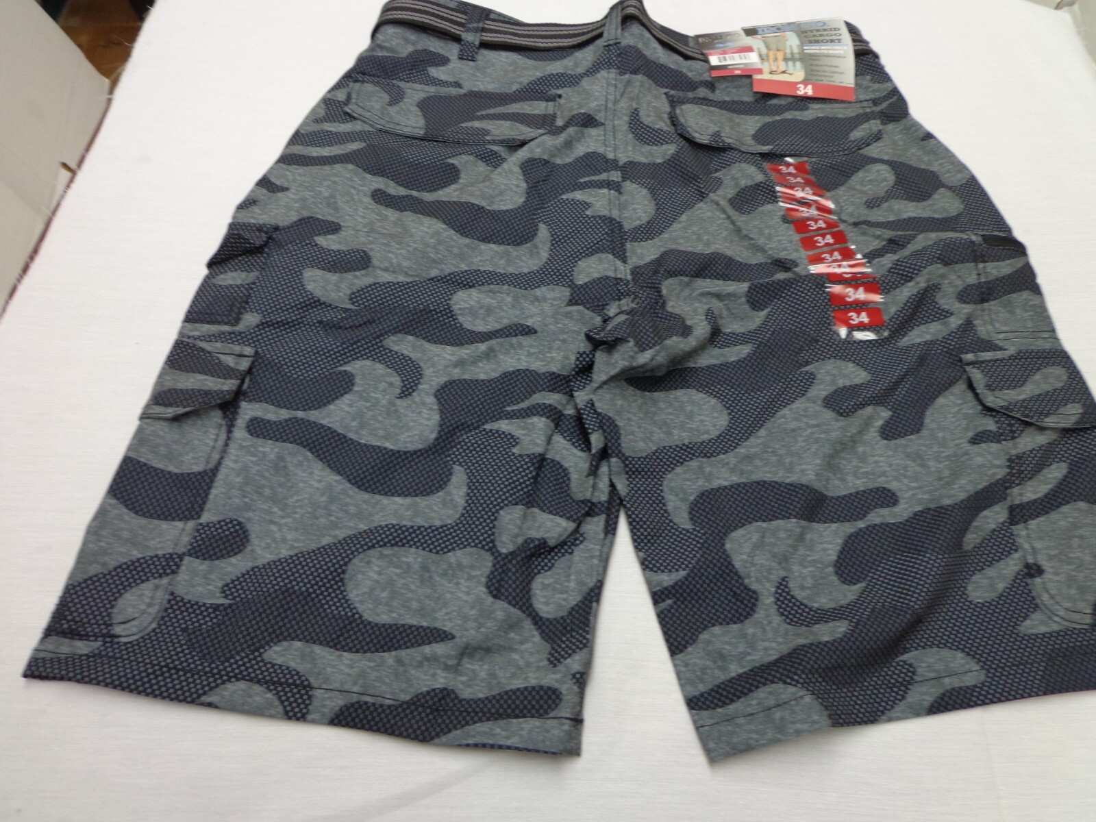 Iron Co Belted Stretch Performance Hybrid Cargo Shorts Gray Camo Size 34