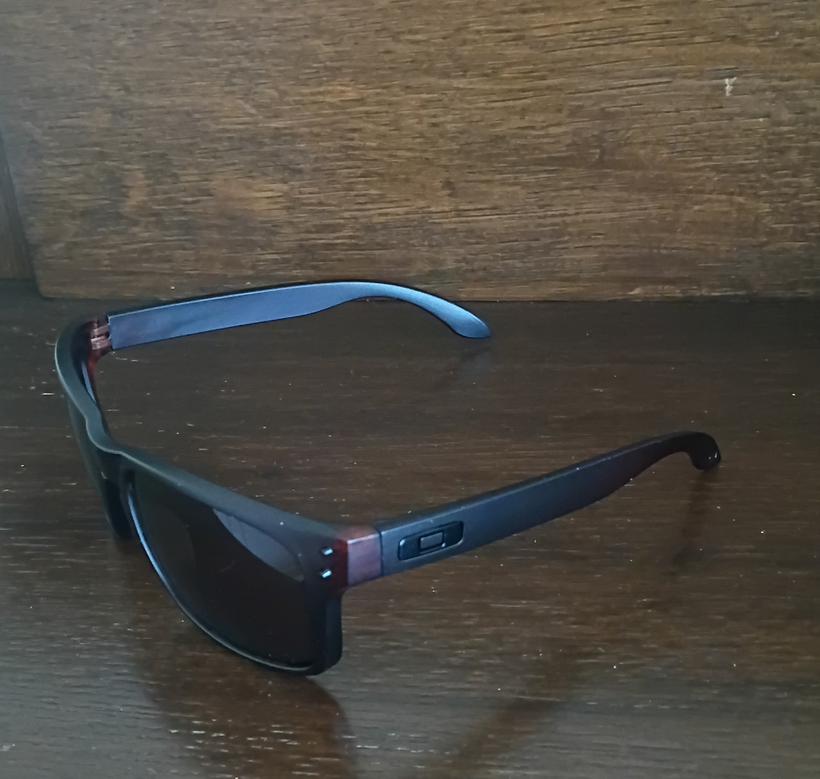 ⭐HOLBROOK⭐🕶️ Matte Brown Holbrook Oakley Sunglasses With Black “O” 🕶️