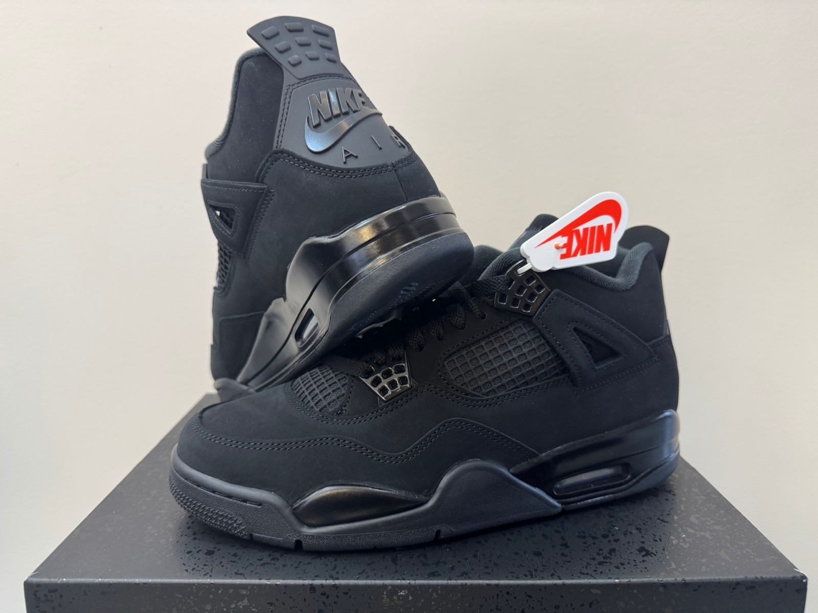 Jordan Retro 4 Black Cat 2025 Mid Top Men’s 7-12